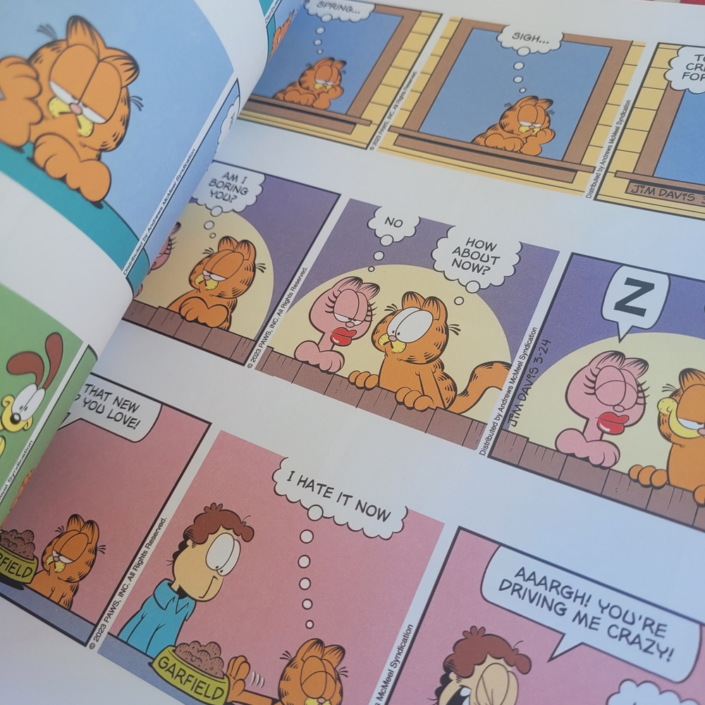 Garfield 'Bacon Me Drool' Coffee Table Book - Multicolor - Picture 6 of 11